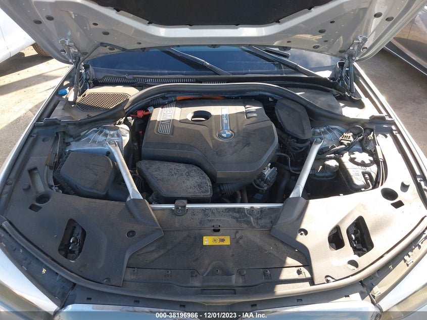 VIN WBAJA9C58JB252157 2018 BMW 530E