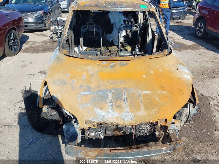 2016 KIA SOUL - KNDJN2A27G7382644