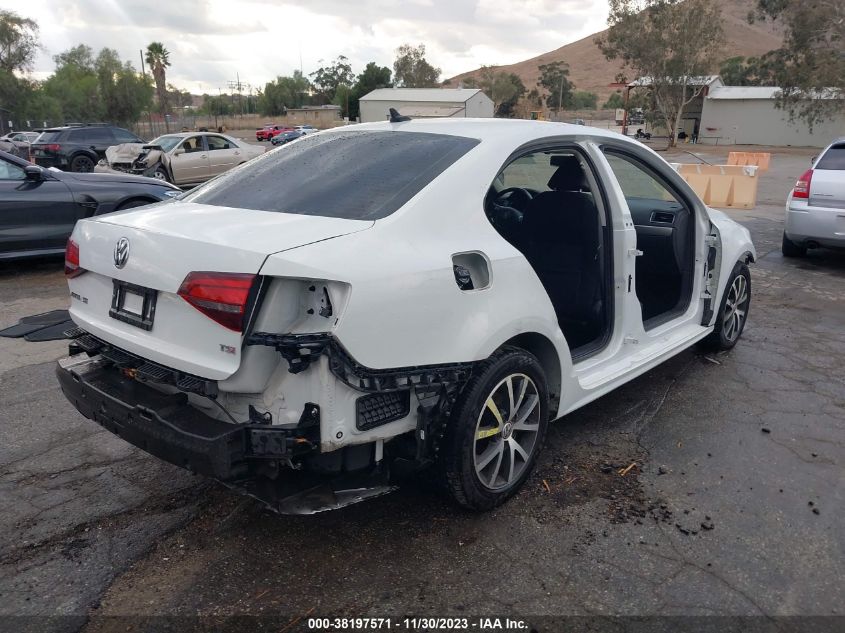 2017 VOLKSWAGEN JETTA 1.4T SE - 3VWDB7AJ3HM231721
