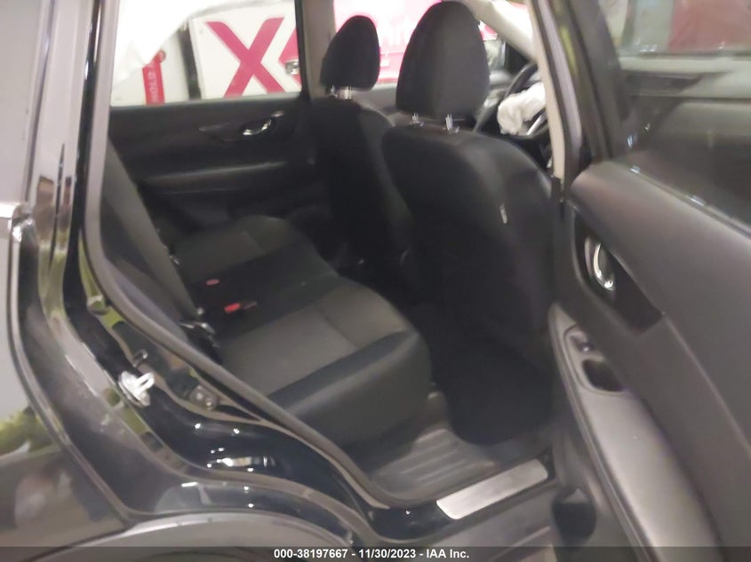 VIN 5N1AT2MV5JC827419 2018 NISSAN ROGUE SV