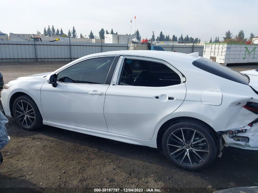2022 TOYOTA CAMRY SE - 4T1G11AK1NU037779