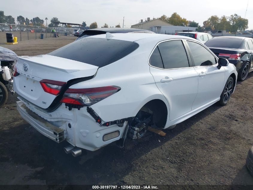 2022 TOYOTA CAMRY SE - 4T1G11AK1NU037779