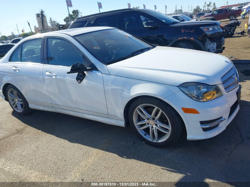 2013 MERCEDES-BENZ C 250 LUXURY/SPORT - WDDGF4HB9DR265534