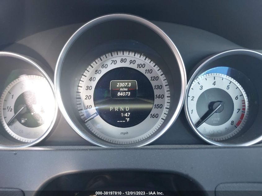2013 MERCEDES-BENZ C 250 LUXURY/SPORT - WDDGF4HB9DR265534