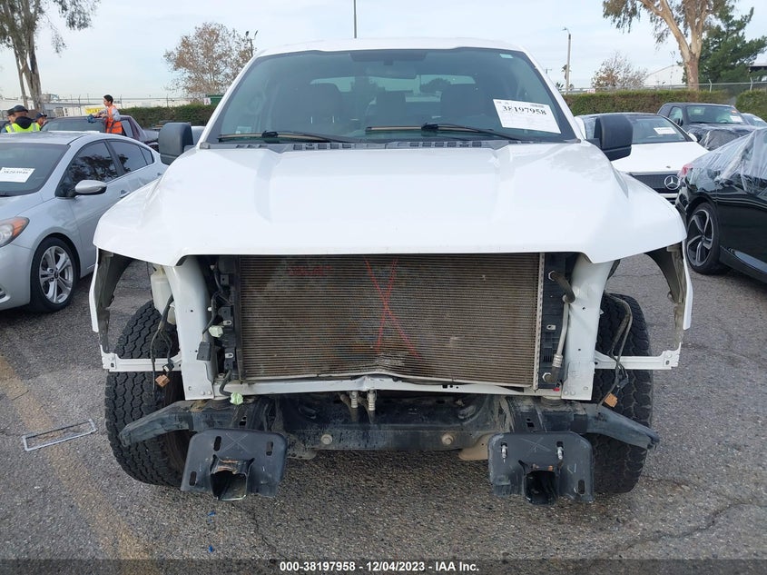 VIN 1FTEX1C82HKC25271 2017 FORD F-150 XLT