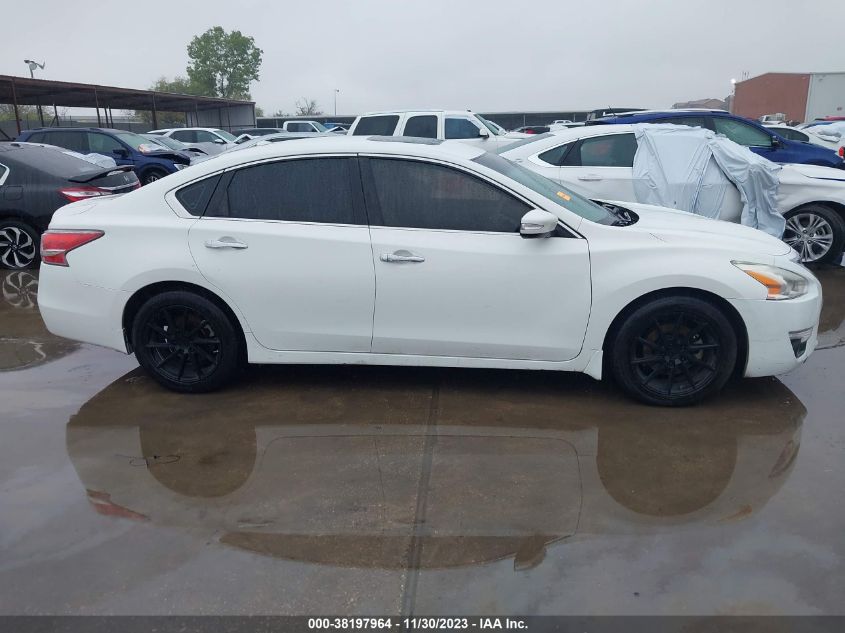 2015 NISSAN ALTIMA 2.5 SV - 1N4AL3AP7FC421235