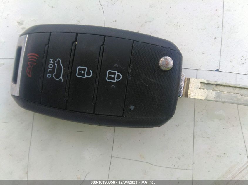 2019 KIA SORENTO 2.4L LX - 5XYPGDA33KG554611