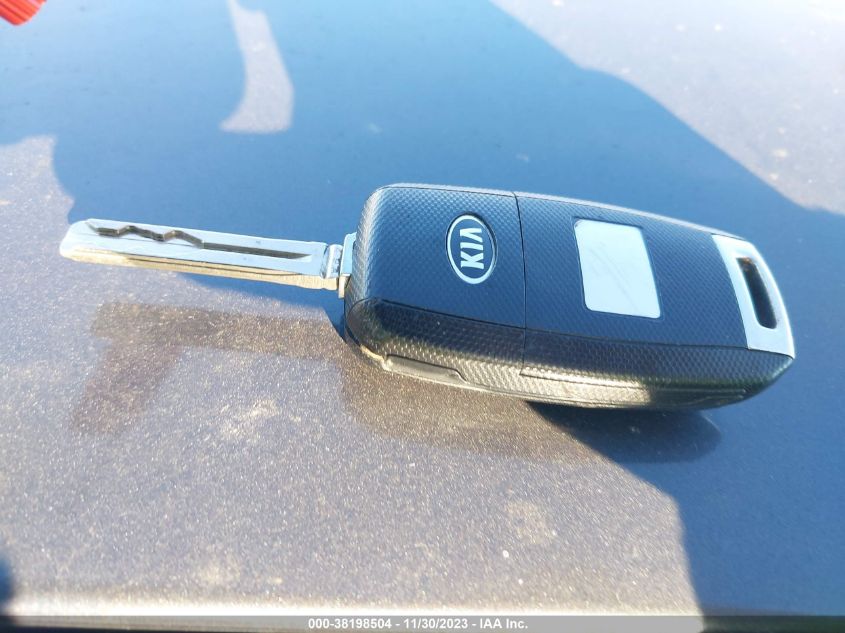 2015 KIA OPTIMA LX - KNAGM4A72F5637941