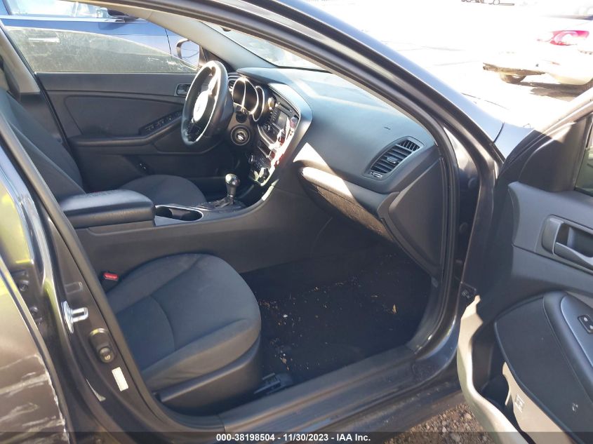 2015 KIA OPTIMA LX - KNAGM4A72F5637941