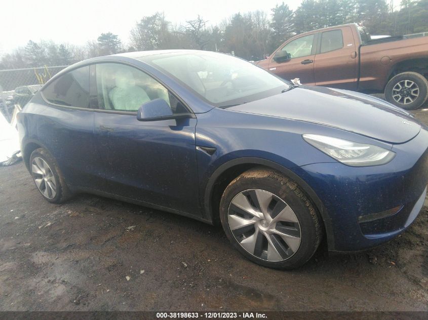 2022 TESLA MODEL Y - 7SAYGDEE0NF443481