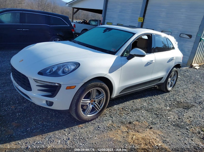 VIN WP1AB2A55JLB32402 2018 PORSCHE MACAN S