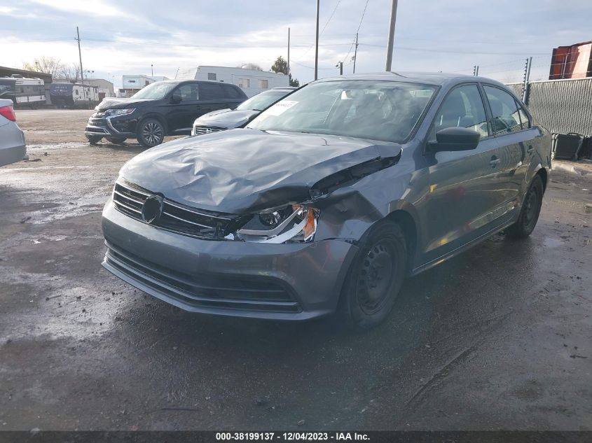 2015 VOLKSWAGEN JETTA 2.0L S - 3VW2K7AJ7FM317764