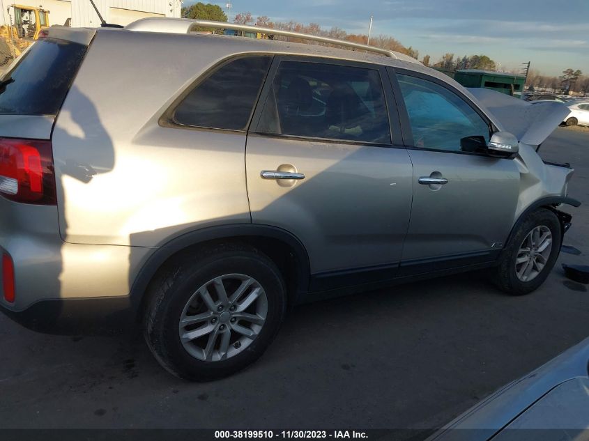 2015 KIA SORENTO LX - 5XYKTCA65FG638638