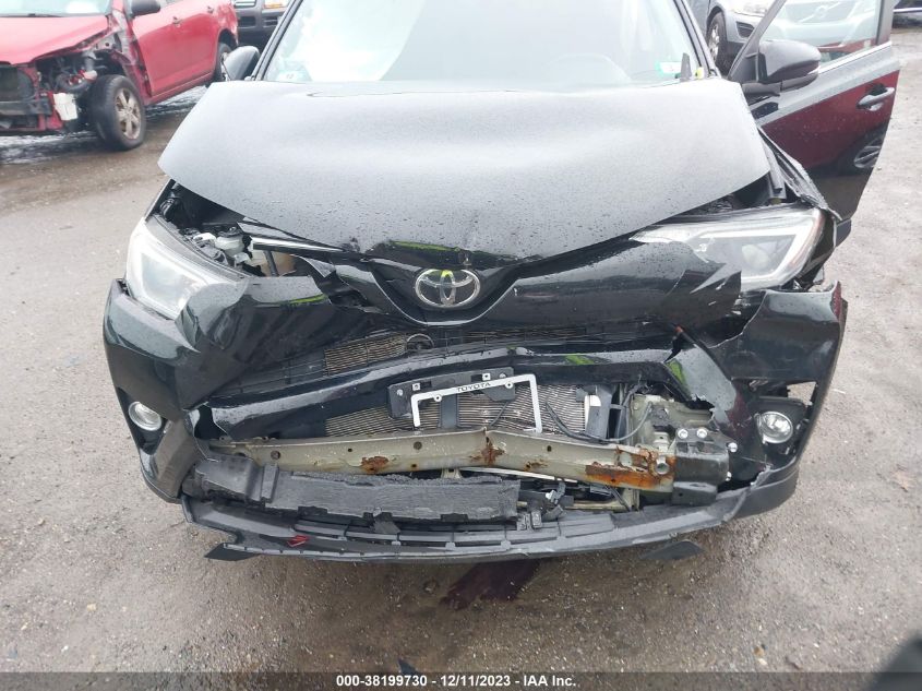 2018 TOYOTA RAV4 XLE - 2T3RFREVXJW715458
