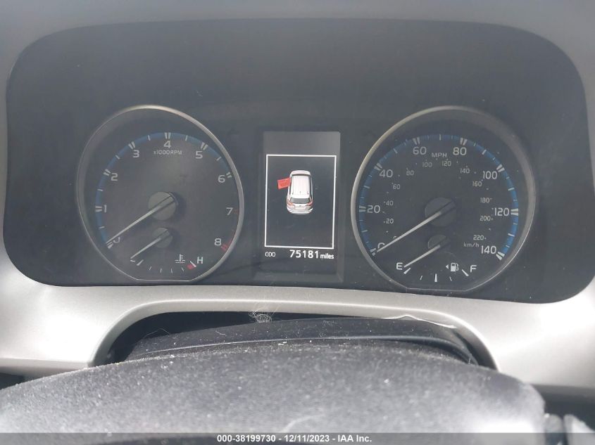 2018 TOYOTA RAV4 XLE - 2T3RFREVXJW715458