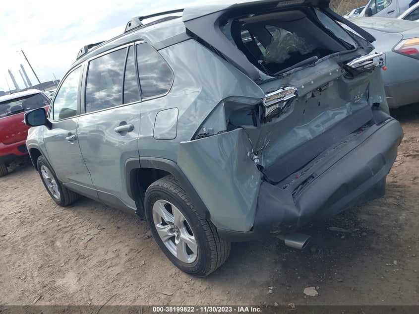 VIN 2T3P1RFV9MW243732 2021 TOYOTA RAV4 XLE