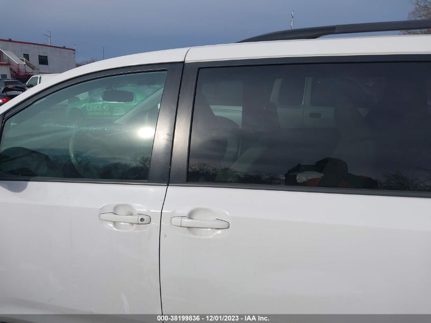 2014 TOYOTA SIENNA LE V6 8 PASSENGER - 5TDKK3DC1ES423604