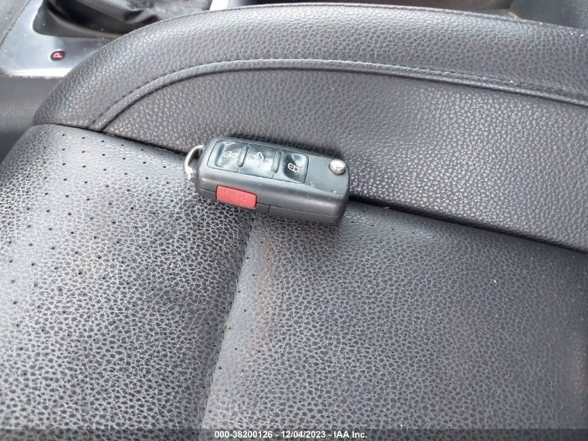 2016 VOLKSWAGEN TIGUAN S - WVGAV7AXXGW531798