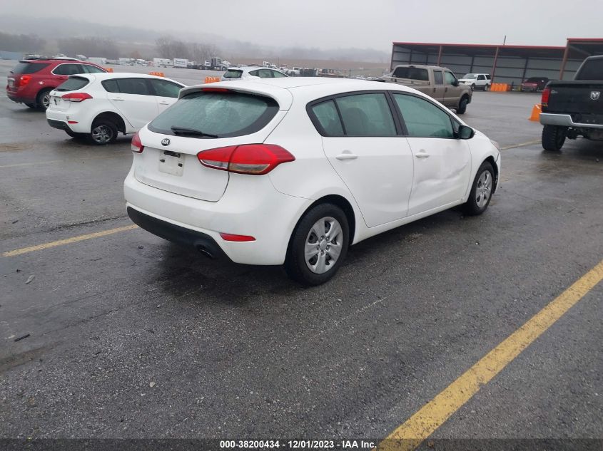 2018 KIA FORTE LX - KNAFK5A81J5774068