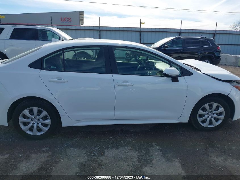 2020 TOYOTA COROLLA LE - JTDEPRAE7LJ024584