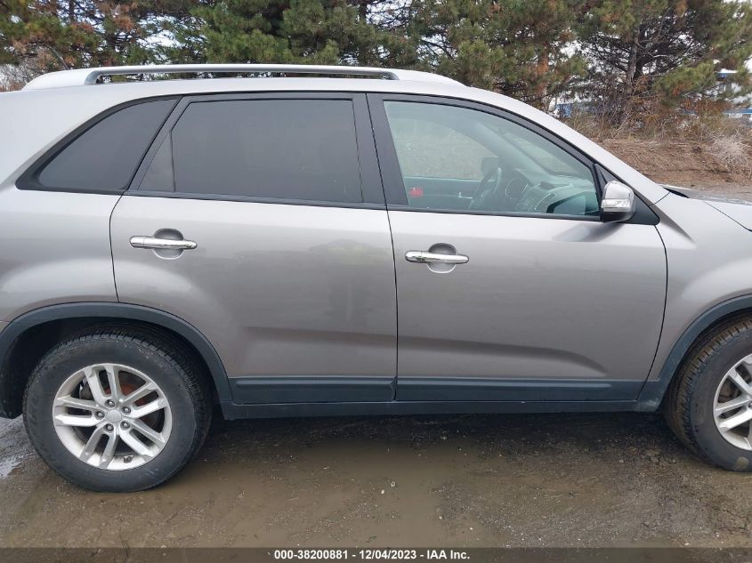 2015 KIA SORENTO LX - 5XYKT4A60FG586972