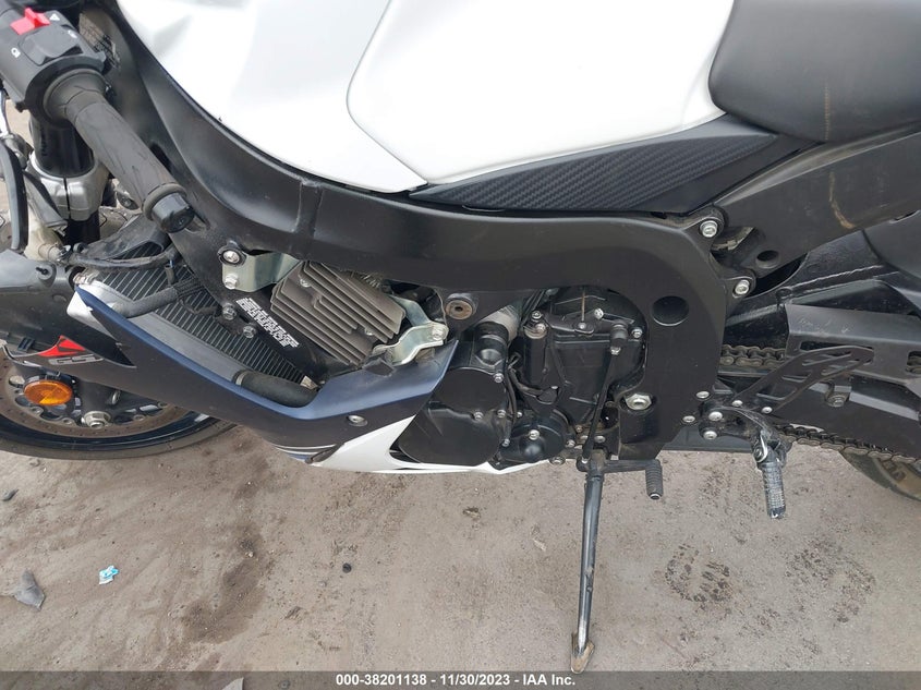 VIN JS1GN7FAXP7100045 2023 SUZUKI GSX-R600