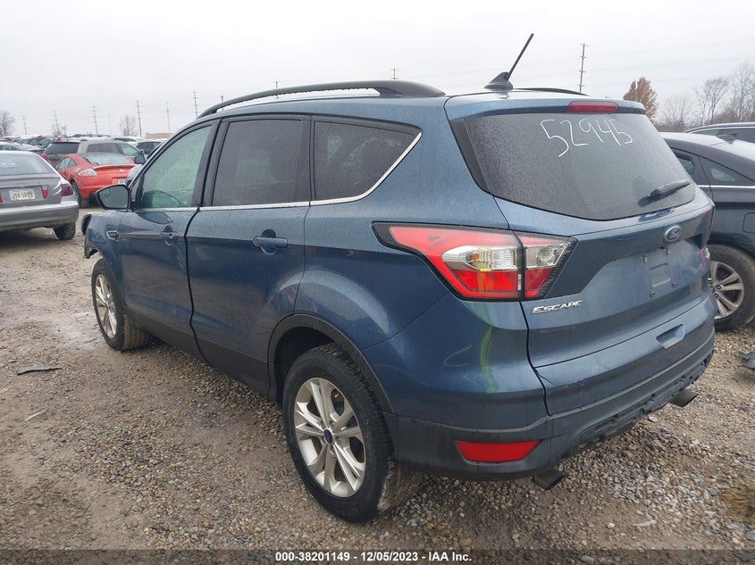 VIN 1FMCU0GD8JUA52945 2018 FORD ESCAPE SE