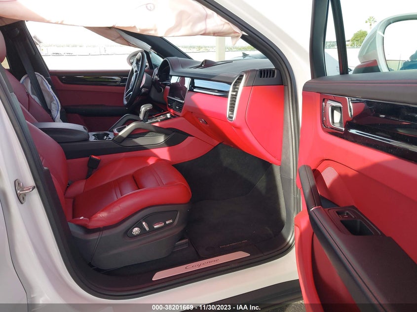 VIN WP1AA2AY2LDA09067 2020 PORSCHE CAYENNE