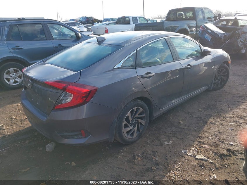 VIN 19XFC2F73JE027574 2018 HONDA CIVIC EX