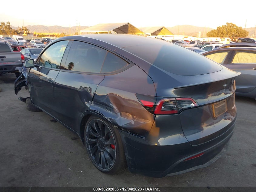 VIN 7SAYGDEF4PF885871 2023 TESLA MODEL Y