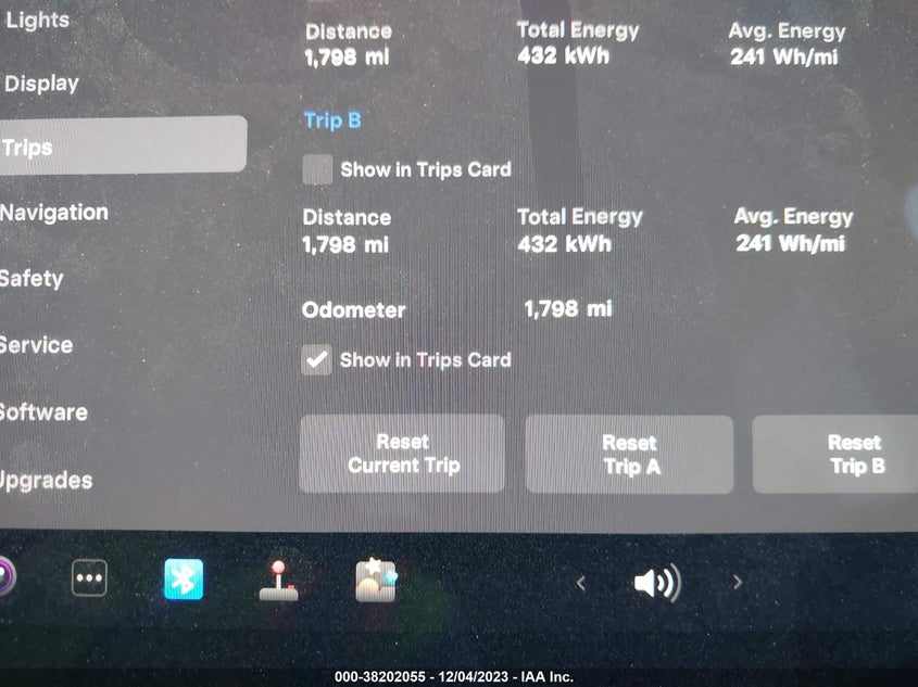 VIN 7SAYGDEF4PF885871 2023 TESLA MODEL Y