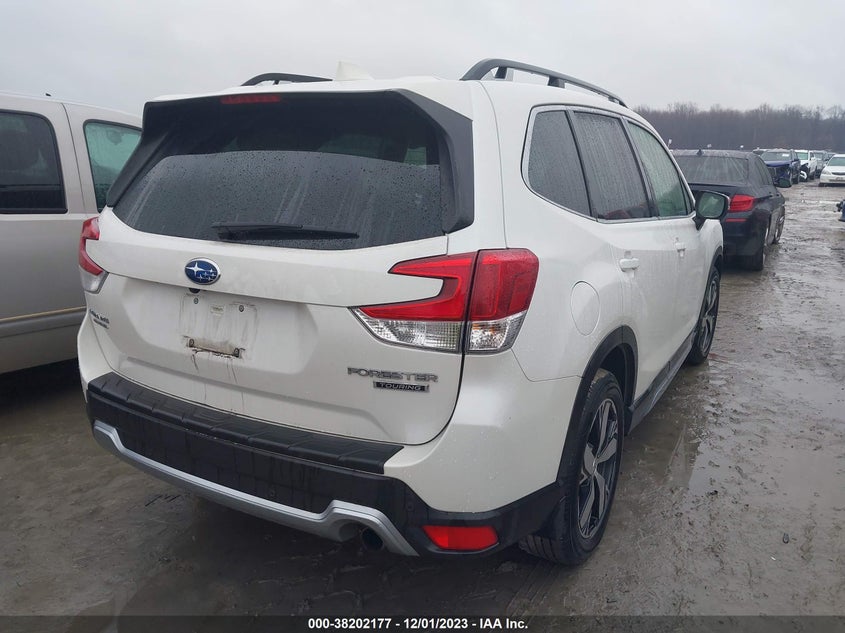VIN JF2SKAXC5MH440605 2021 SUBARU FORESTER TOURING
