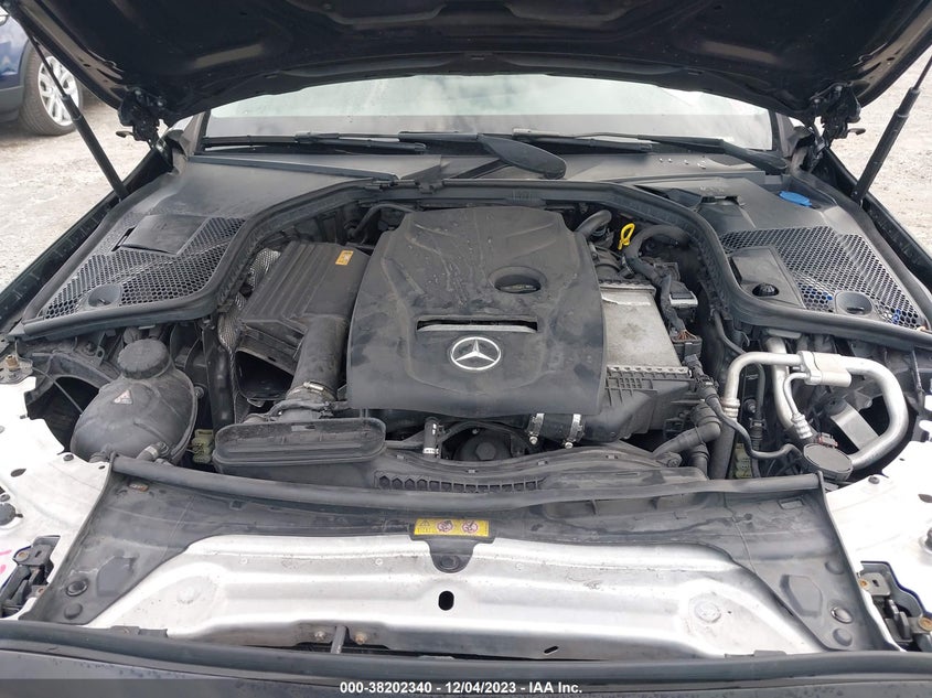 VIN WDDWF4KB2JR335844 2018 MERCEDES-BENZ C 300 4MATIC