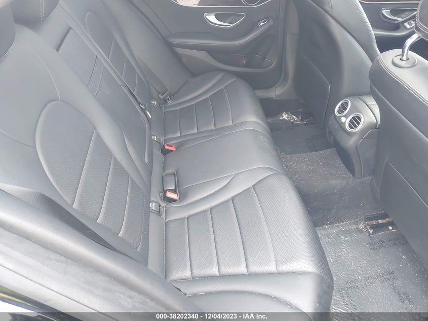 VIN WDDWF4KB2JR335844 2018 MERCEDES-BENZ C 300 4MATIC