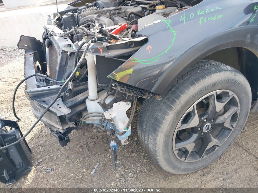 VIN JF2GTAAC4JH277274 2018 SUBARU CROSSTREK 2.0I