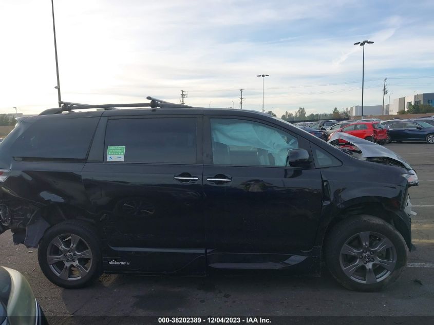 2019 TOYOTA SIENNA SE/SE PREMIUM - 5TDXZ3DC1KS978730