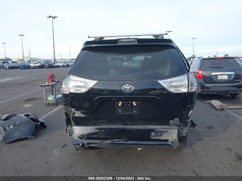 2019 TOYOTA SIENNA SE/SE PREMIUM - 5TDXZ3DC1KS978730