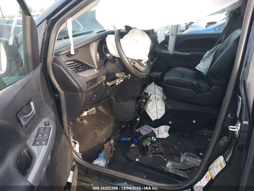 2019 TOYOTA SIENNA SE/SE PREMIUM - 5TDXZ3DC1KS978730