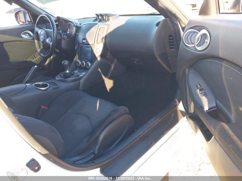 2017 NISSAN 370Z - JN1AZ4EH8HM952025