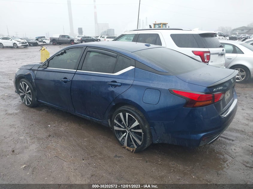 VIN 1N4BL4CW4KC254700 2019 NISSAN ALTIMA SR