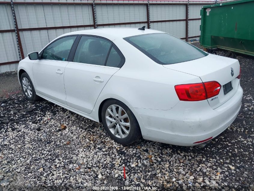 2014 VOLKSWAGEN JETTA - 3VWD07A16EM403869