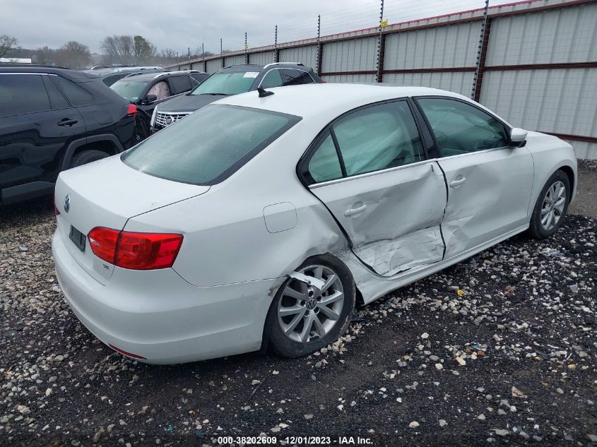 2014 VOLKSWAGEN JETTA - 3VWD07A16EM403869