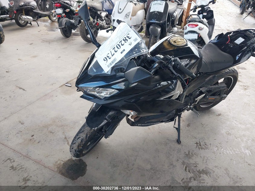 VIN JKAEXKG17KDA26843 2019 KAWASAKI EX400