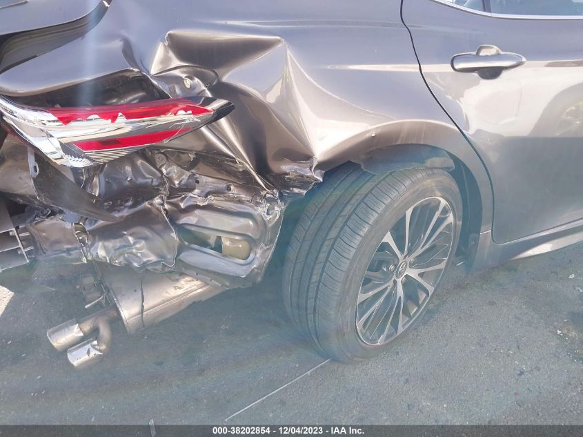 2020 TOYOTA CAMRY SE - 4T1G11AK3LU862168