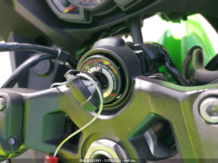 VIN JKAEXKH16PDAP0628 2023 KAWASAKI EX400