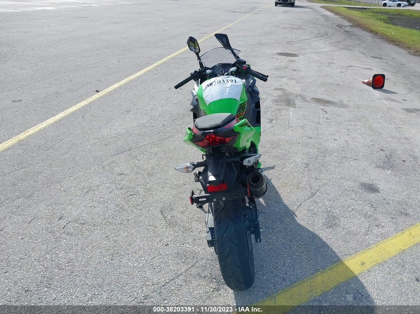 VIN JKAEXKH16PDAP0628 2023 KAWASAKI EX400