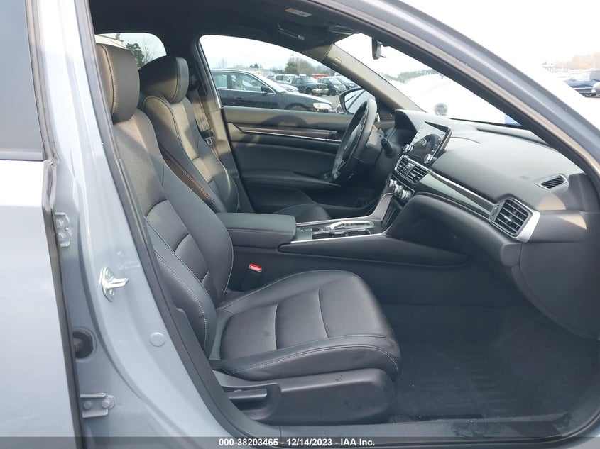 VIN 1HGCV3F27NA009662 2022 HONDA ACCORD HYBRID SPORT