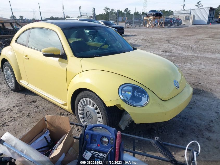 2013 VOLKSWAGEN BEETLE - 3VWJX7AT6DM681170