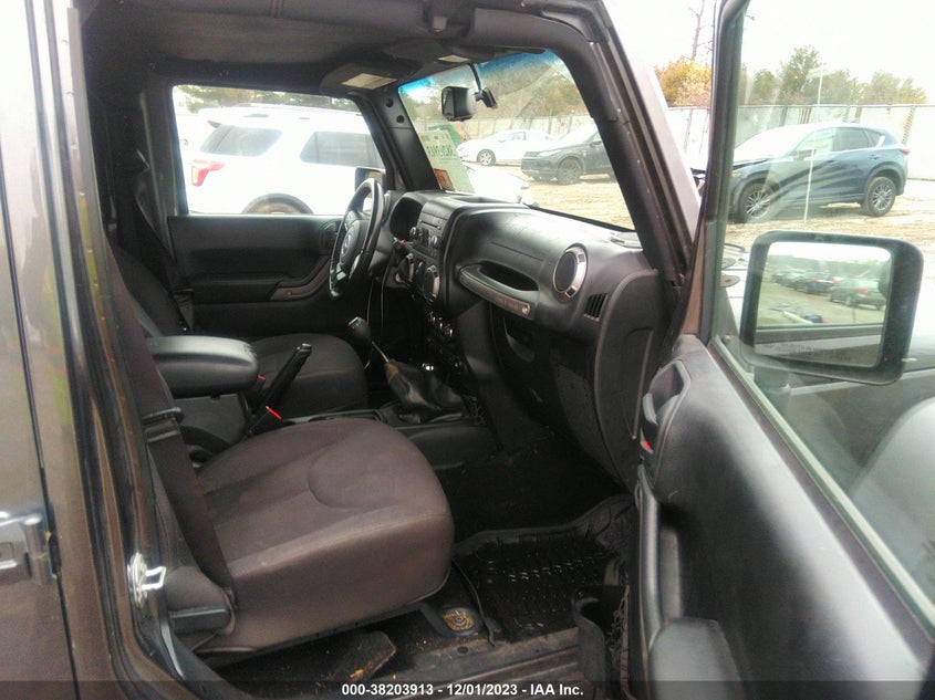 VIN 1C4BJWDG3HL569290 2017 JEEP WRANGLER UNLIMITED SPORT