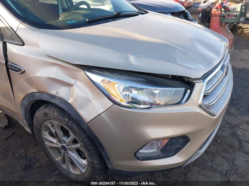 2018 FORD ESCAPE SE - 1FMCU0GD2JUB09513